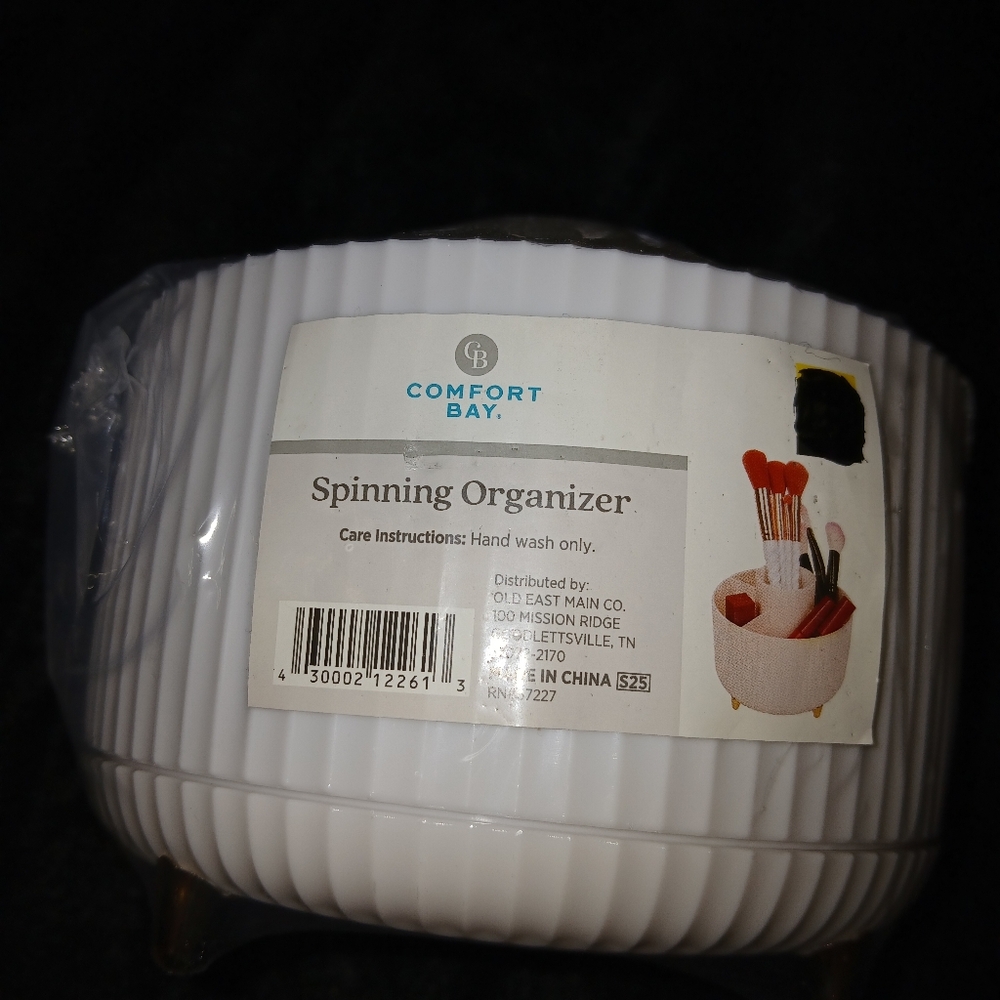 Comfort Bay White Spinning Organizer